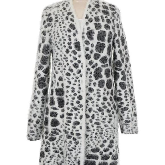Alfani Jackets & Blazers - Alfani Gray & White Soft Snow Leopard Print Cozy Long Sleeve Cardigan